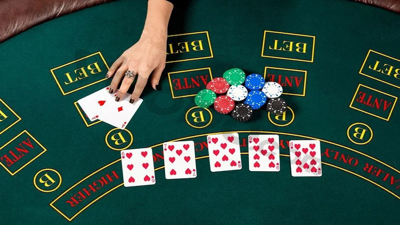 Poker ăn ngắn Là Gì Và Tại Sao Nó Đang Càng Phổ Biến